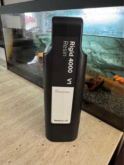 Vând rășină fotopolimerică Formlabs Rigid 4000 V1 – Sigilată