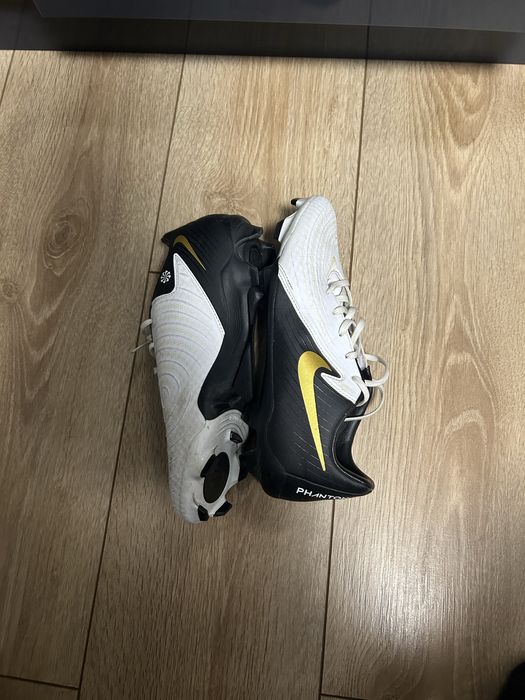 Ghete fotbal nike phantom