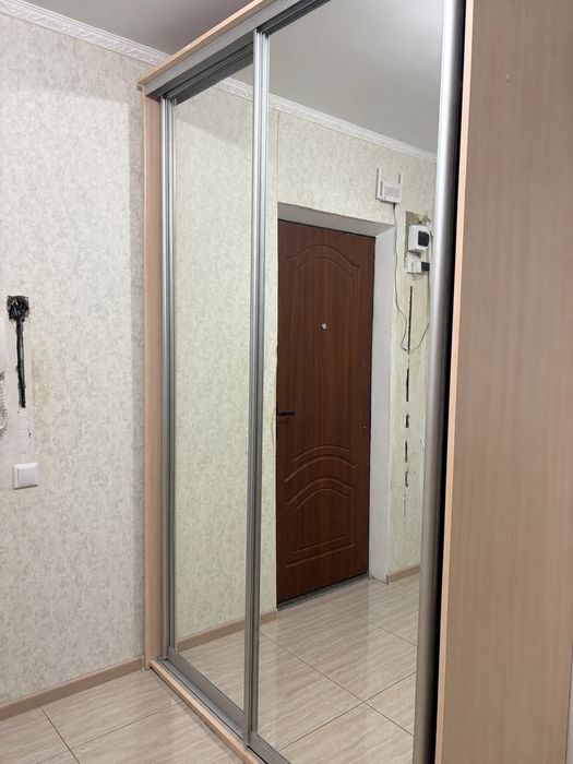Продам шкаф купе плательный