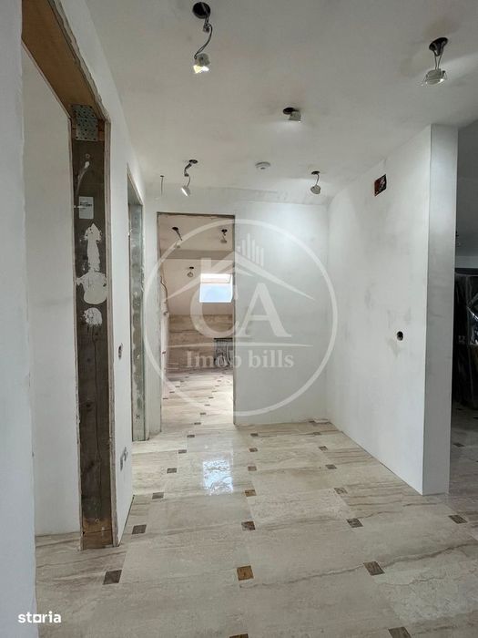 Casă de vânzare P+E+M cu 7 camere in Cartierul Grigorescu, Oradea