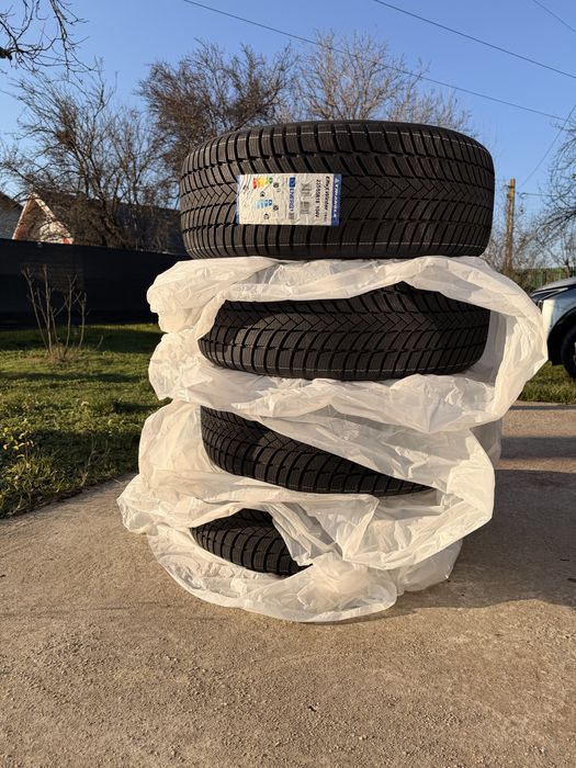 Anvelope Iarnă NOI, 235/55R18, TRIANGLE