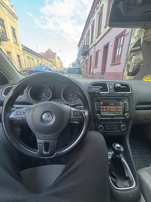 VOLKSWAGEN Golf 2010 — imagine 5