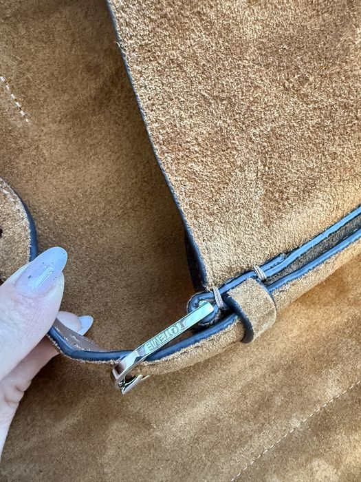 Vand geanta TOTEME , piele intoarsa maro camel