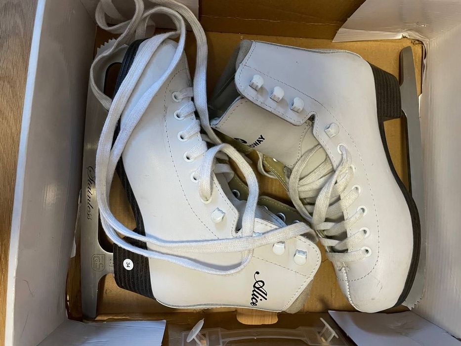 Фигурные коньки для девочек