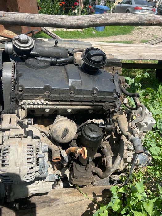 Motor cu cutie de viteze golf 4