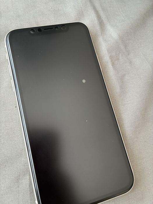 Продам 11 айфон 128 гб