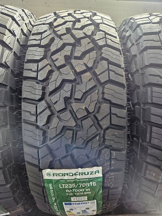 215/70R16 Roadcruza RA7000