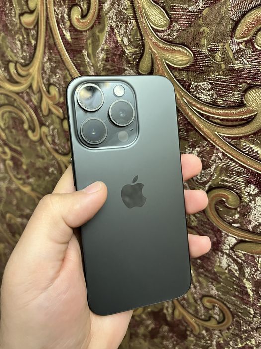 Iphone 15 Pro, 256gb, 76%.