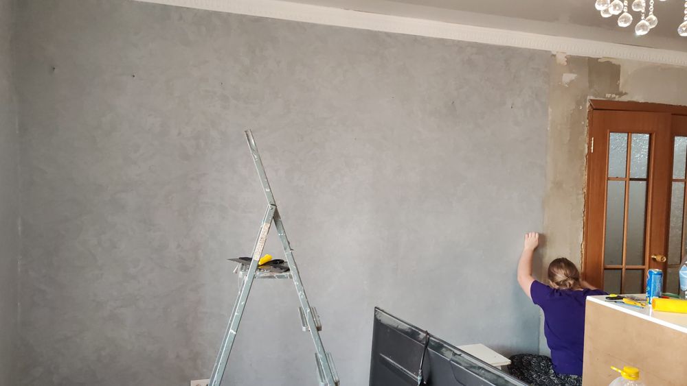 Клею обои от 500 до 1000