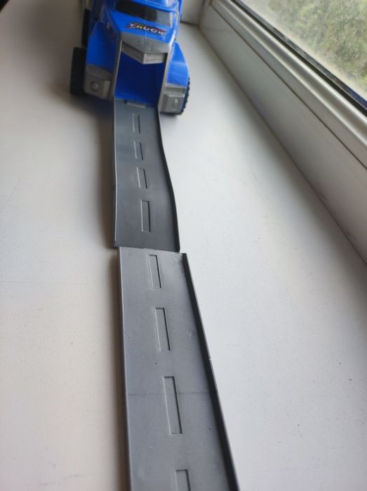 Трейлер для хранения моделей машин