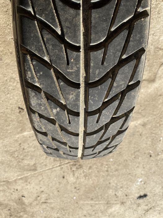 Vand cauciucuri ATV cu tot cu jante