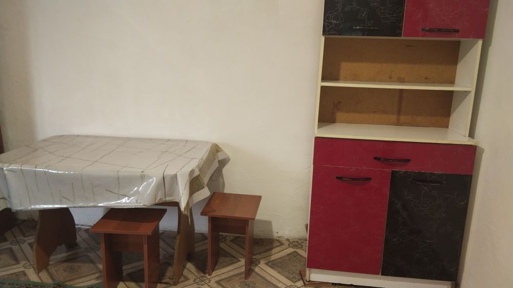 Времянка отдельный вход и двор