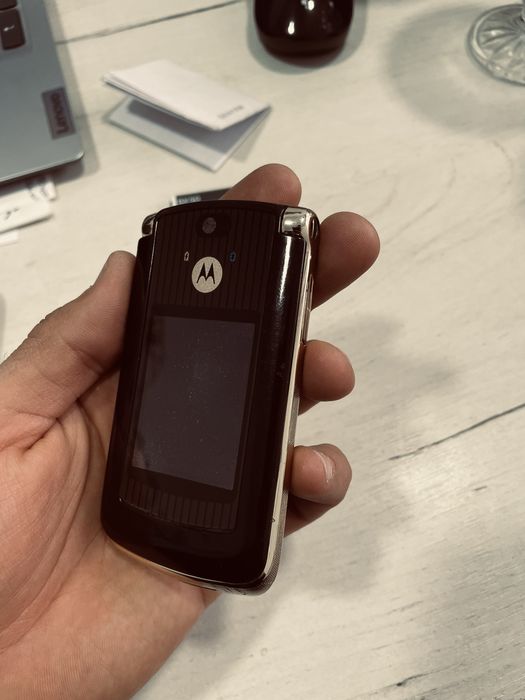 MOTOROLA GSM xolati yaxshi, Orgnal Oparat.