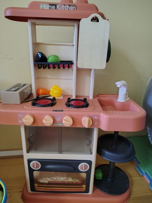 Детска кухня ,почти не ползвана