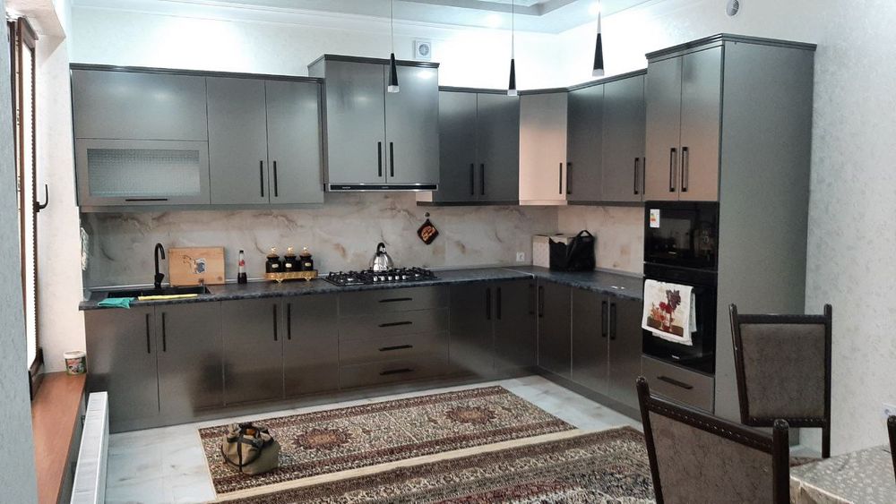 Zamonaviy oshxona uchun mebellar toʻplami!