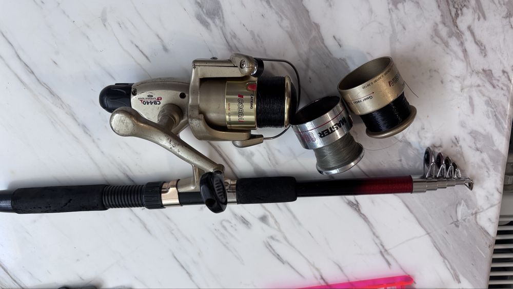 Set scule pescuit