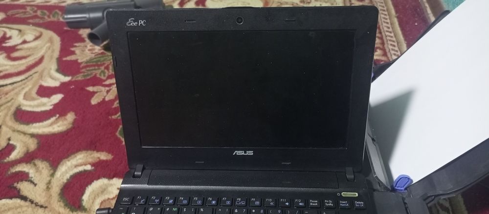 Asus netbook hamma joyi ishlaydi