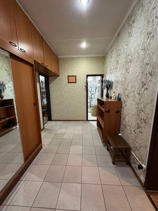 Продается 3 комнатная квартира ремонт Первушка, массив Эльбек