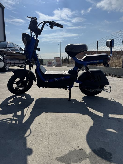 Електрически скутер PS-06 48V/20AH 1200W