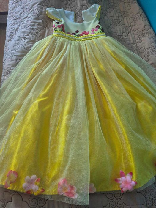 официална рокля за момиче 110-120 см