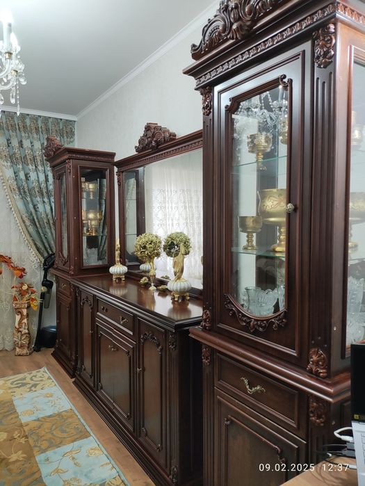 Продается комплект гостиной мебели