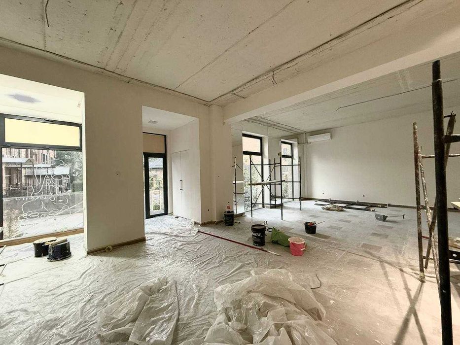 Продаётся помещение под любой бизнес в центре города - на Чехова, Bon!