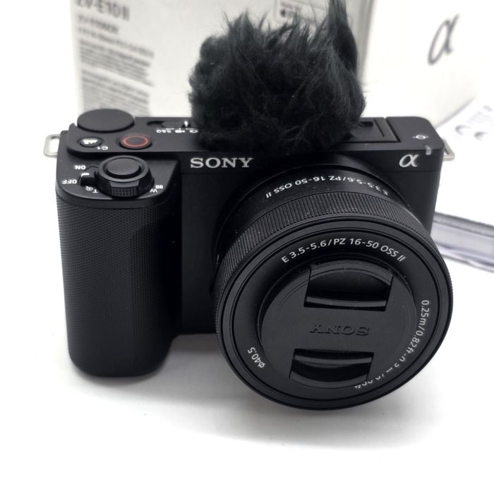 Aparat Foto/Camera SONY ZV-E10 II/2 Kit Obiectiv 16-50MM II/2 | ca NOUA | Factura + Garantie | Pret Fix | ID021