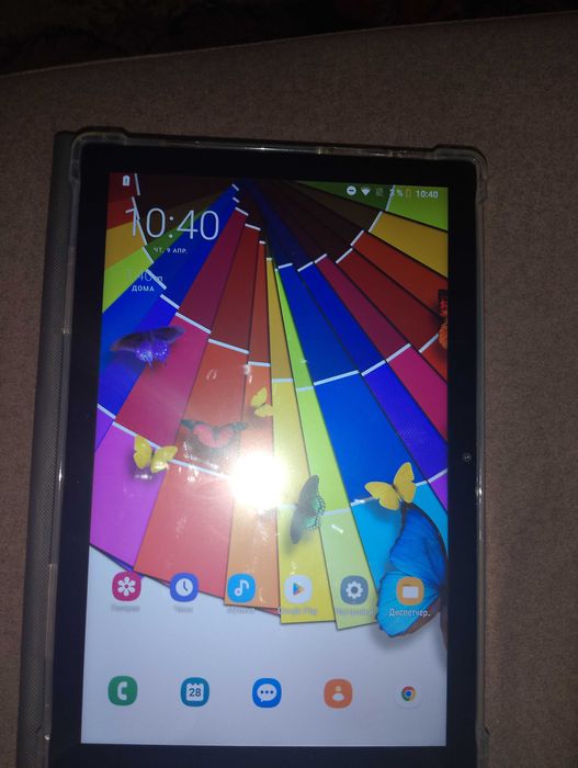 Продам планшет состояние: ИДИАЛ.