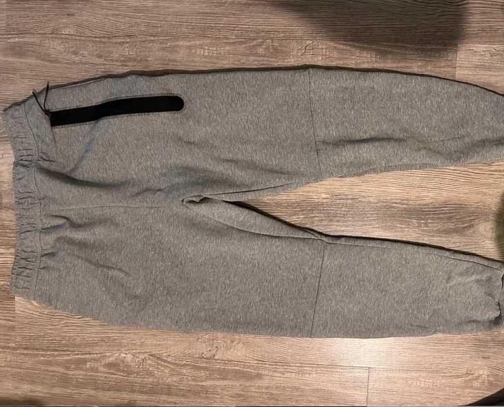 Nike Tech Fleece Pantaloni, Marimea S, Gri
