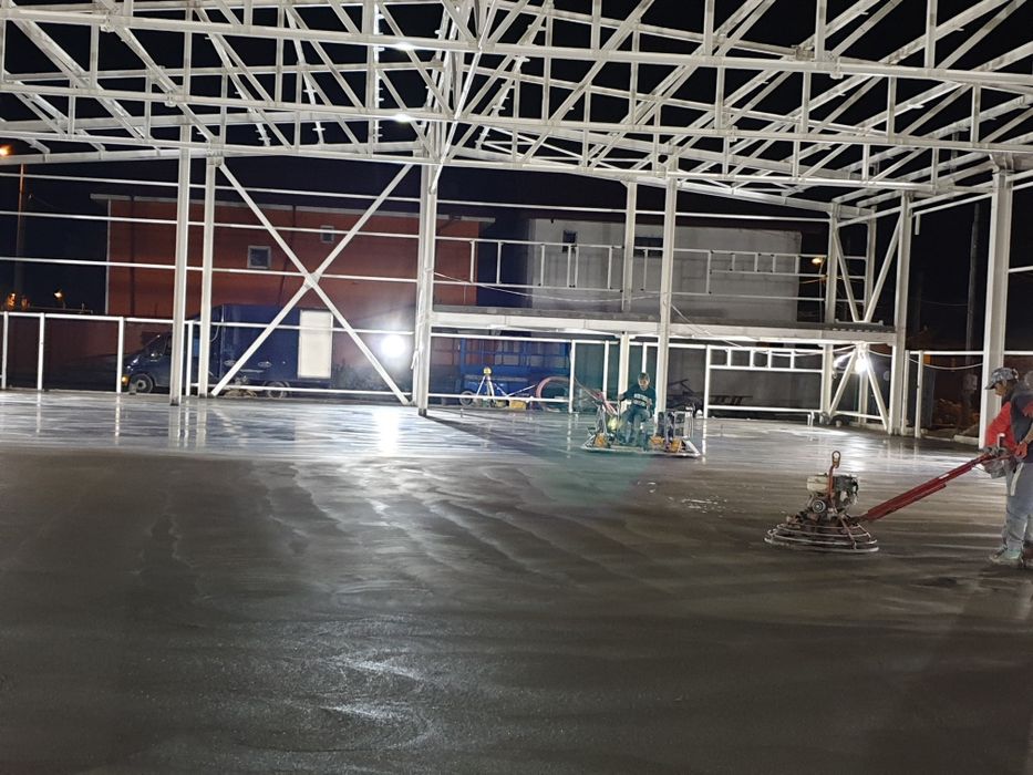 Turnari beton finisat cu elicopter si cuart, Șape beton - industriale