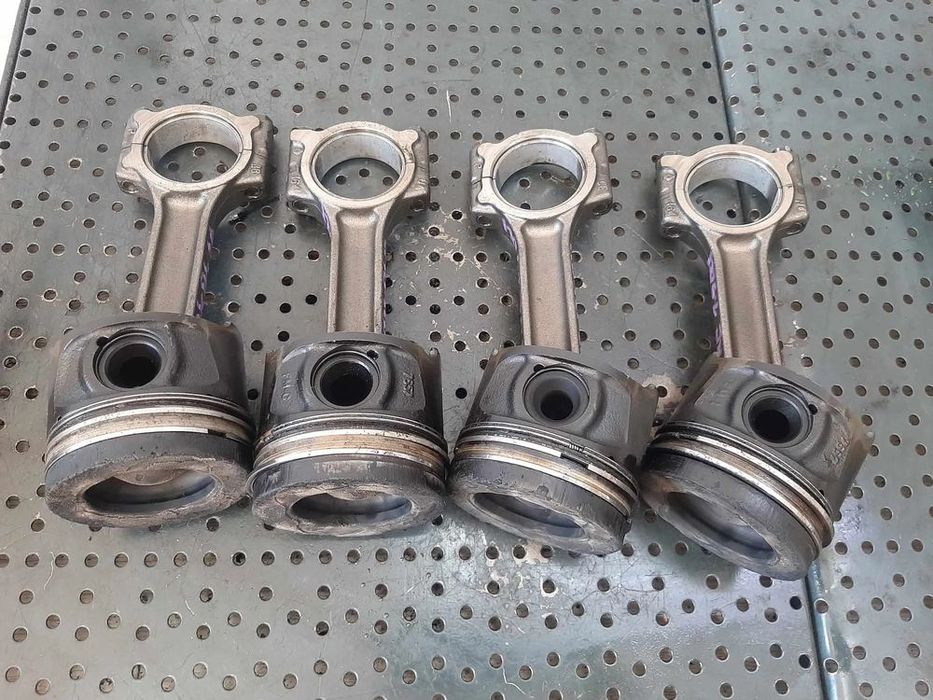 piston cu biela 1.5 dci k9k euro 5 nissan juke f15  k9kb410
