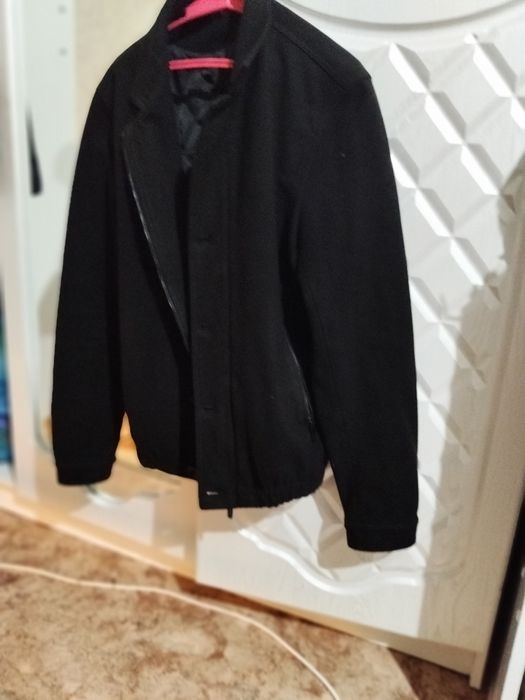 Продам куртки, пуховик