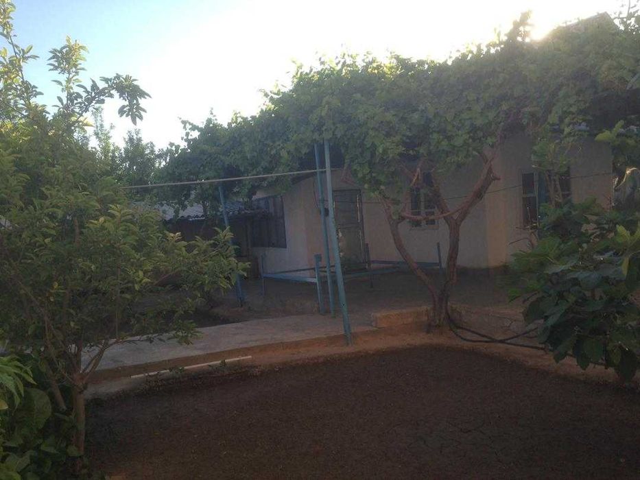 Отличный дом 86 кв.м. с участком 7 сот. в г.Навои, военный городок