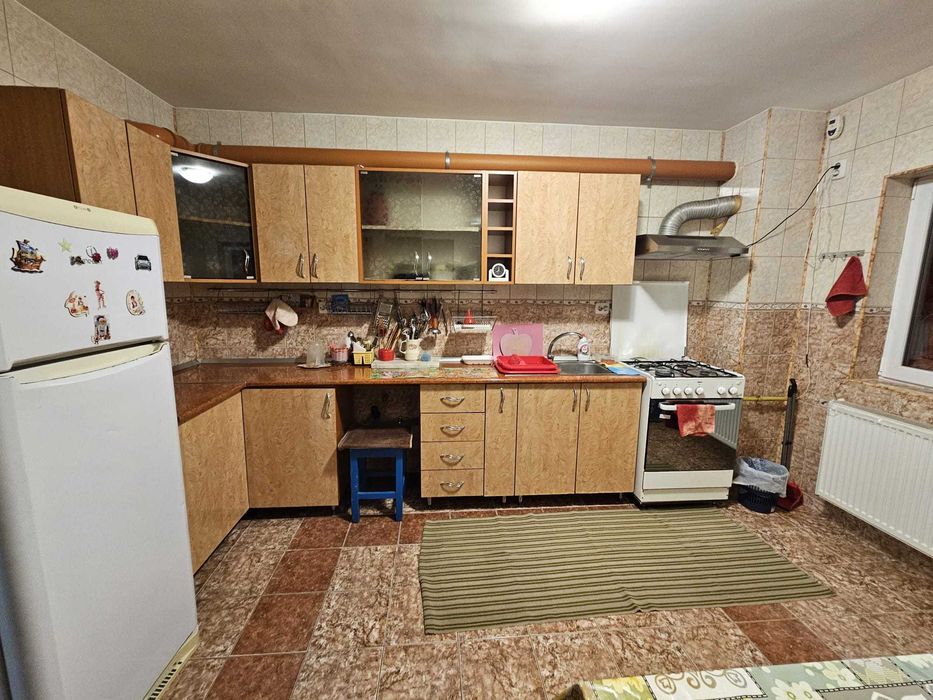 garsoniera de inchiriat Rahova- Teius