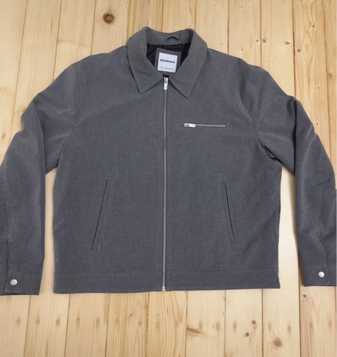 Jacheta cu fermoar Bershka, marimea L, gri