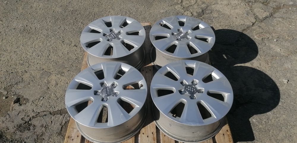 17 цола 5 х 112 мм АУДИ А4 - Оригинал !