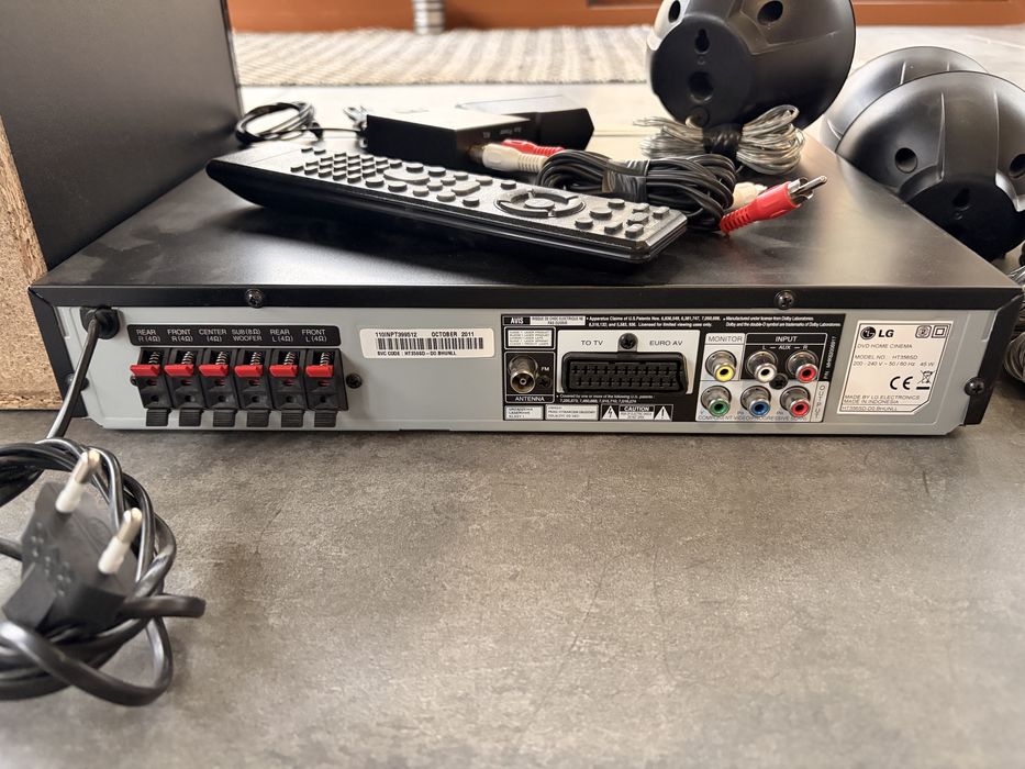 Sistem Home Cinema LG 5.1 complet