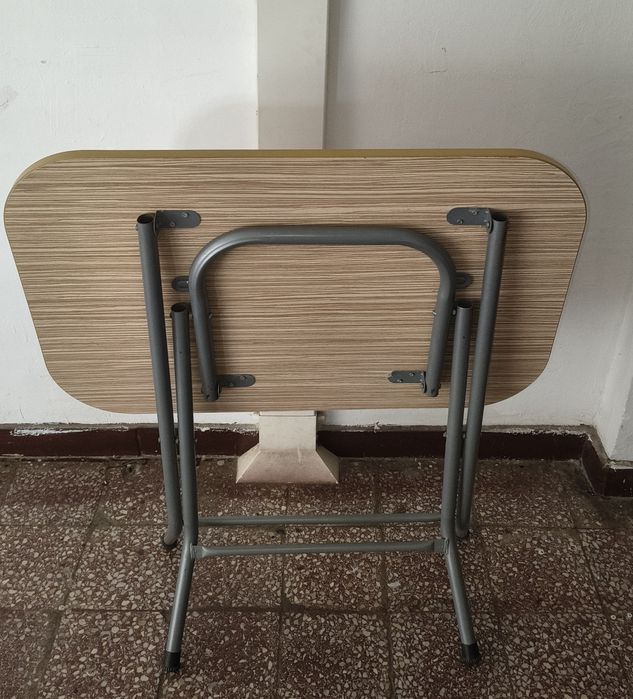 Măsuța pliată 82/51