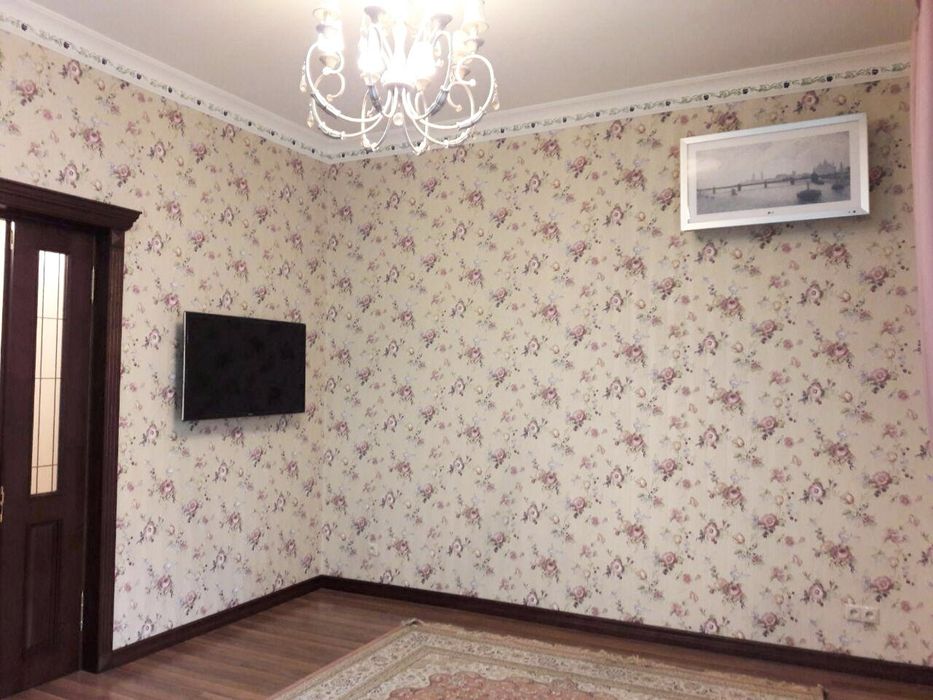 Сдается в аренду 3 ком квартира в Новостройке м.Ойбек