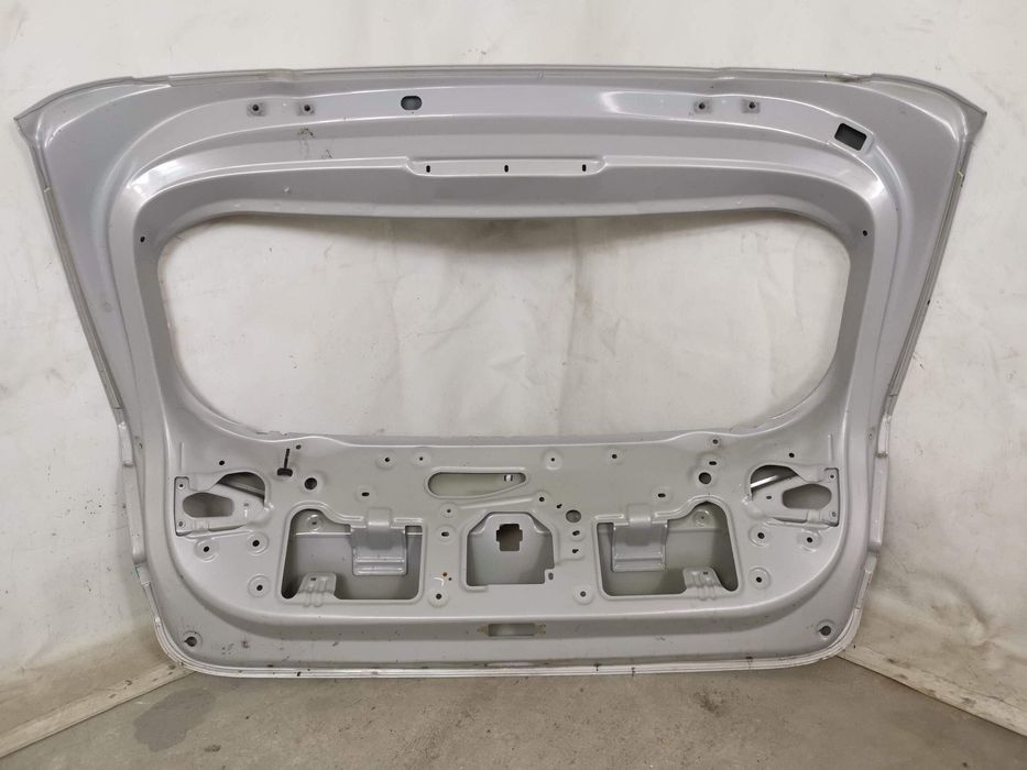 Хюндай и20 / Hyundai i20 3 [ - ] Оригинален повреден заден капак/багаж