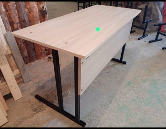 Школьные парты для школ