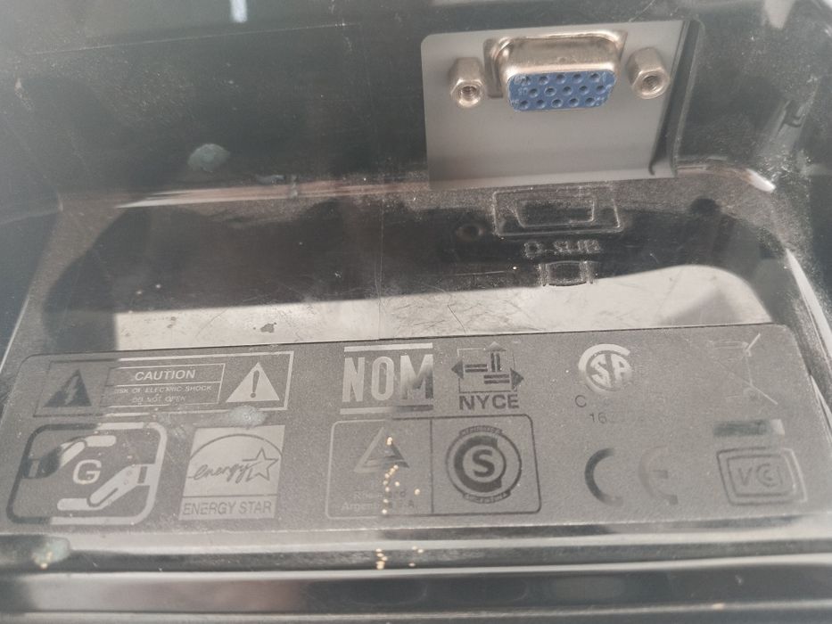 Продам benq монитор