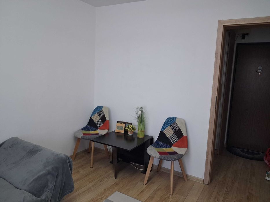 Inchiriez apartament 2 camere Apusului