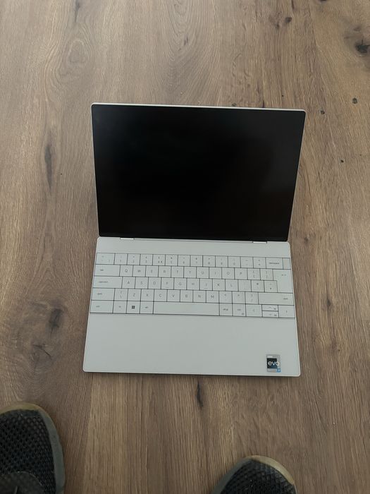 Dell xps 13 9320 Plus defect. Procesor i7-1360p . 32 gb ram DDR5