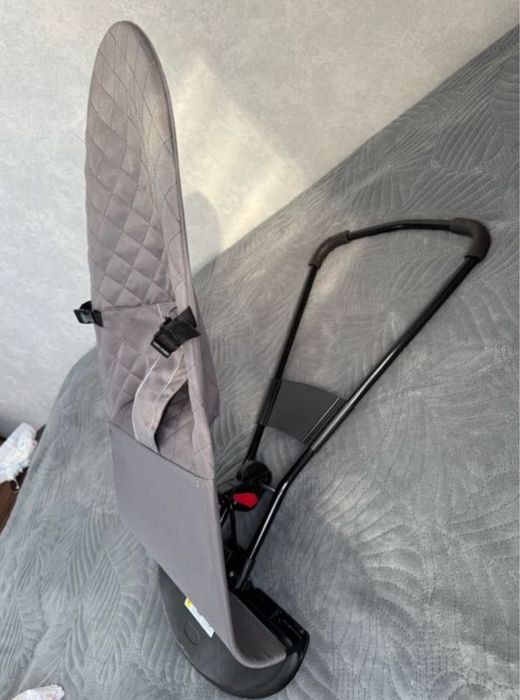 Детский шезлонг.