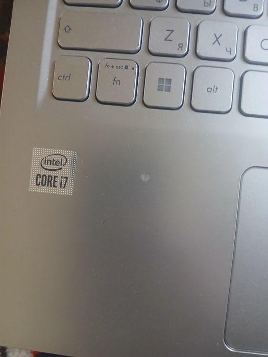 Asus 515x core i7 8/512