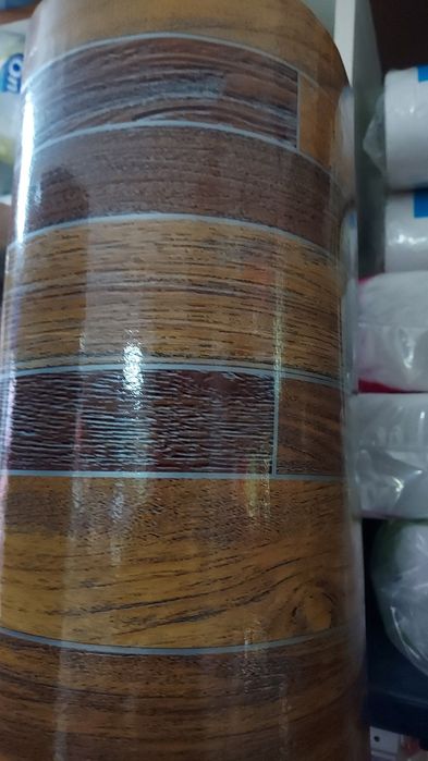 Linoleum 2m lat 20 m liniari / rola diverse modele nu lasă copiilor