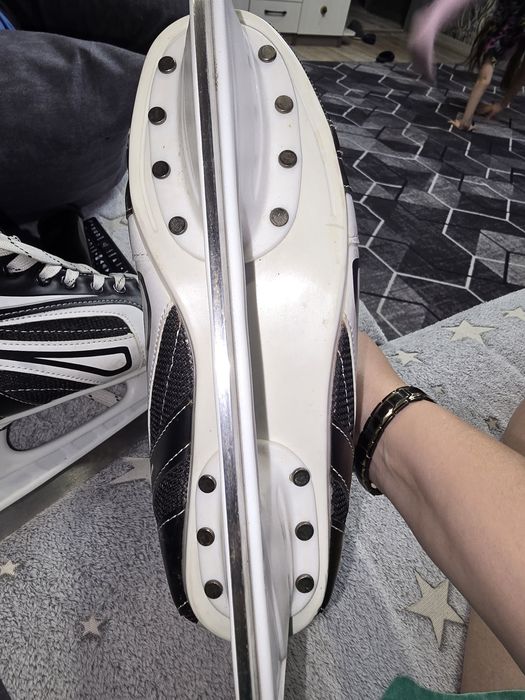 Продам коньки.В идеальном состояние.