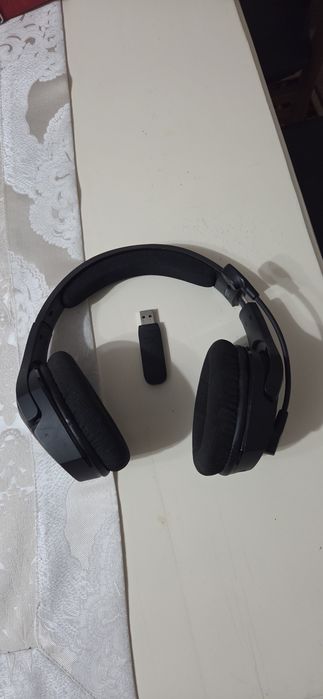 Casti HyperX in stare foarte buna