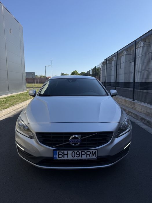 VOLVO S60 2015 — imagine 2
